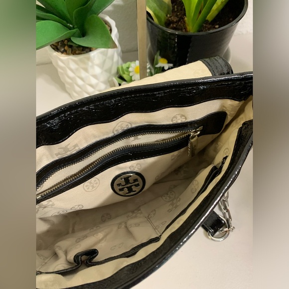 💕👜 TORY BURCH Crossbody Black Leather Bag - Picture 8 of 10